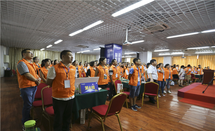 針對人員流動太快、產(chǎn)品知識不全、銷售技巧不通、門店客流少、酷家樂營銷思路不清晰和酷家樂軟件操作不熟悉等問題，巴迪斯接下來將展開一場培訓(xùn)會，